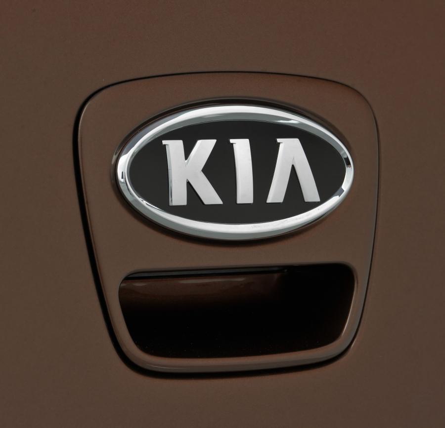  Kia Soul 2012 года  (фото 11 из 73)